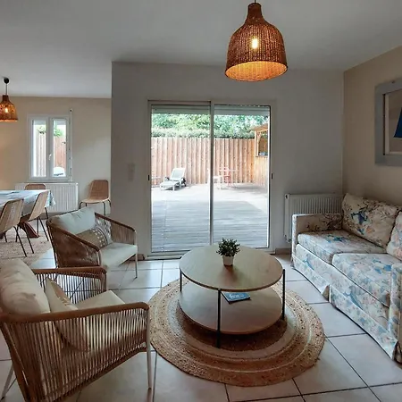3 Bedroom Lovely In * Andernos-les-Bains