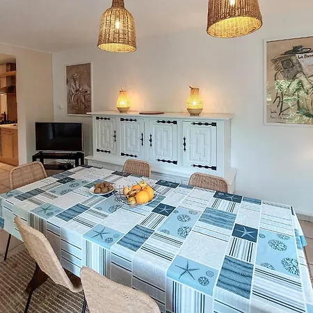 Casa de Férias 3 Bedroom Gorgeous In Andernos-les-Bains